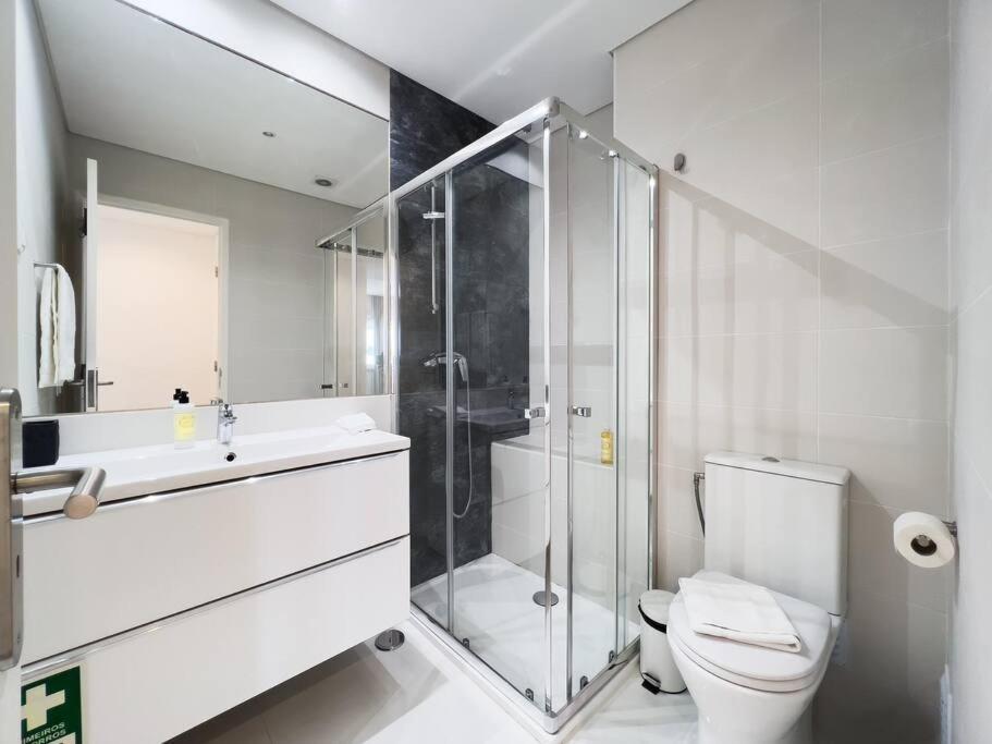 דירות Olaias Lisbon 2 Bed Near Metro 2 מראה חיצוני תמונה