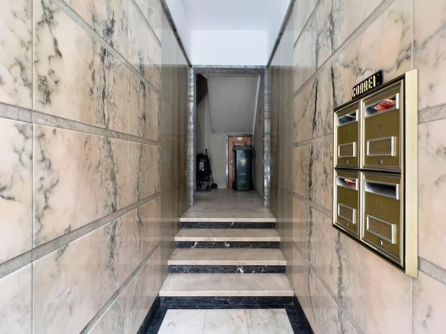 דירות Olaias Lisbon 2 Bed Near Metro 2 מראה חיצוני תמונה