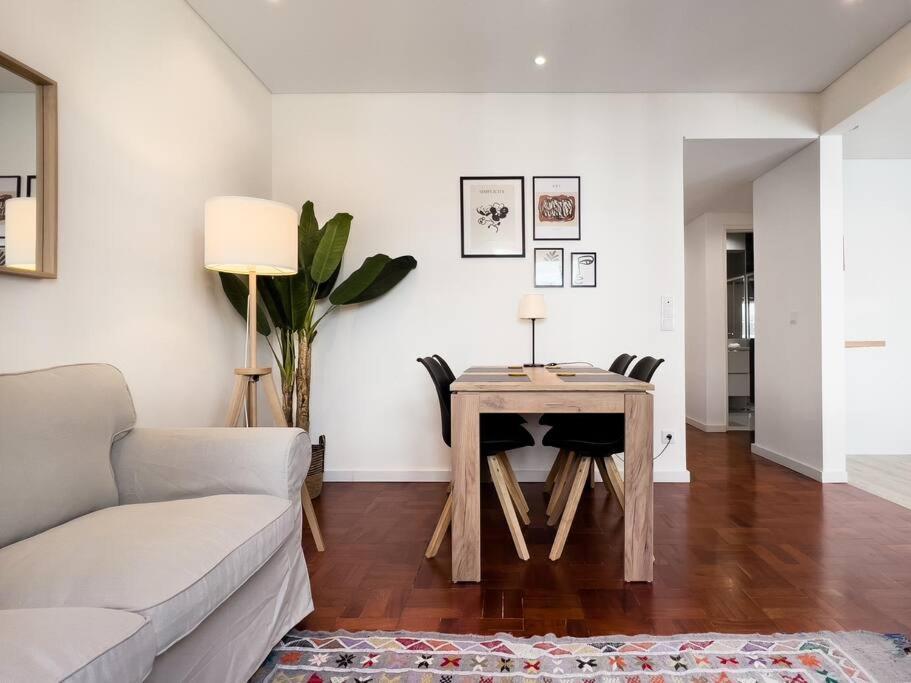 דירות Olaias Lisbon 2 Bed Near Metro 2 מראה חיצוני תמונה